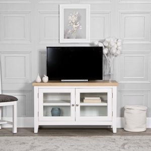 Enhance Your Living Space with a Stylish Oak TV Unit: A Perfect Blend of Functionality and Elegance